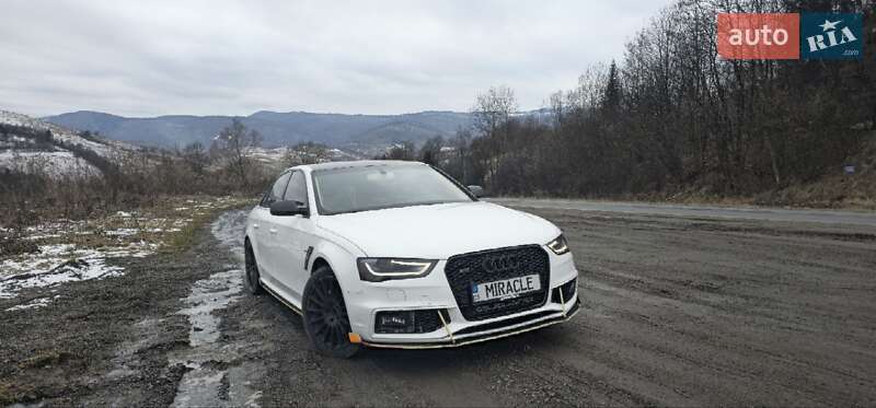 Седан Audi A4 2015 в Львове