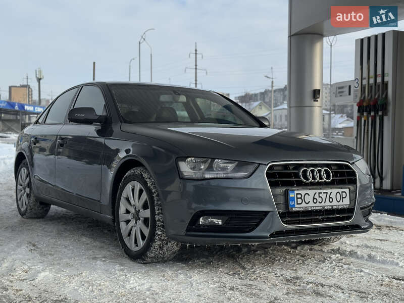 Седан Audi A4 2013 в Хмельницком