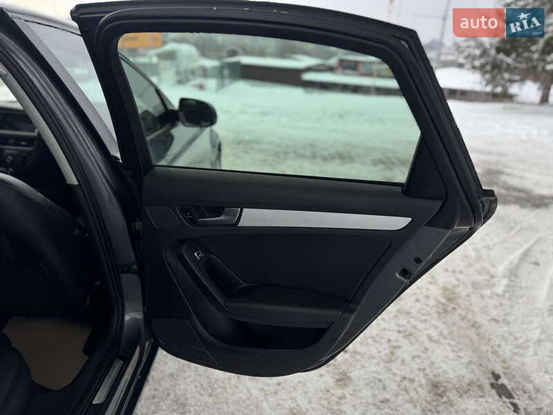 Седан Audi A4 2013 в Хмельницком