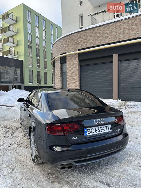 Седан Audi A4 2012 в Львове