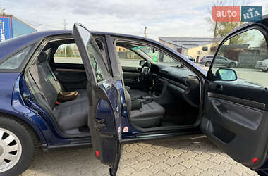 Седан Audi A4 2000 в Львове