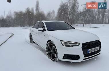 Седан Audi A4 2016 в Днепре