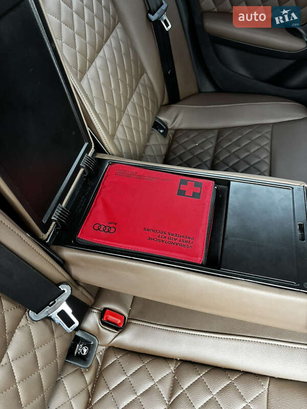 Универсал Audi A4 2012 в Львове