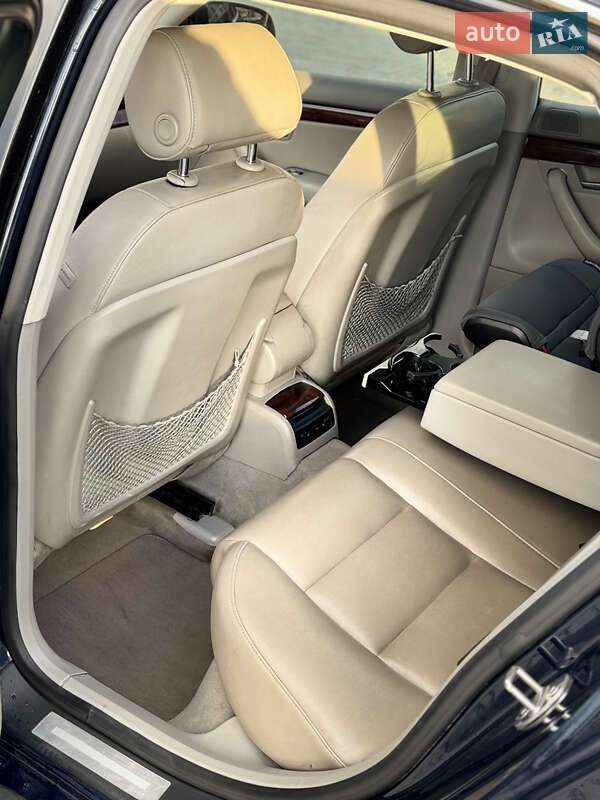 Седан Audi A4 2006 в Львове