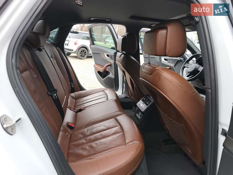 Седан Audi A4 2018 в Днепре