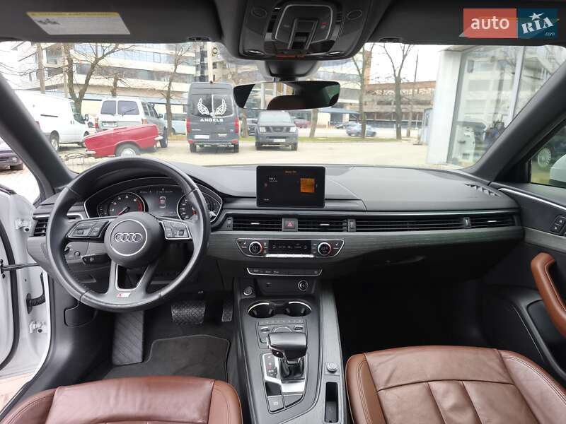 Седан Audi A4 2018 в Днепре