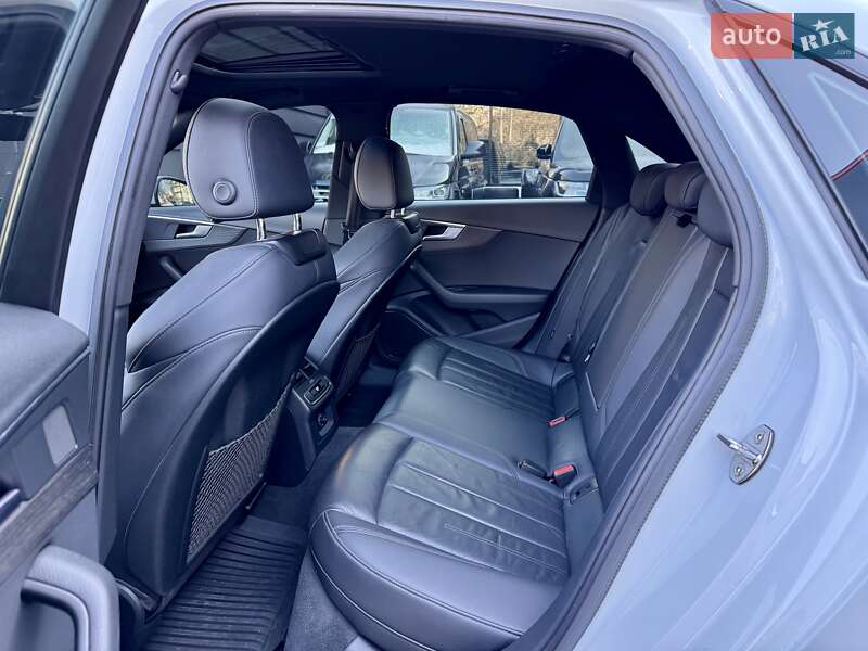Седан Audi A4 2019 в Одессе