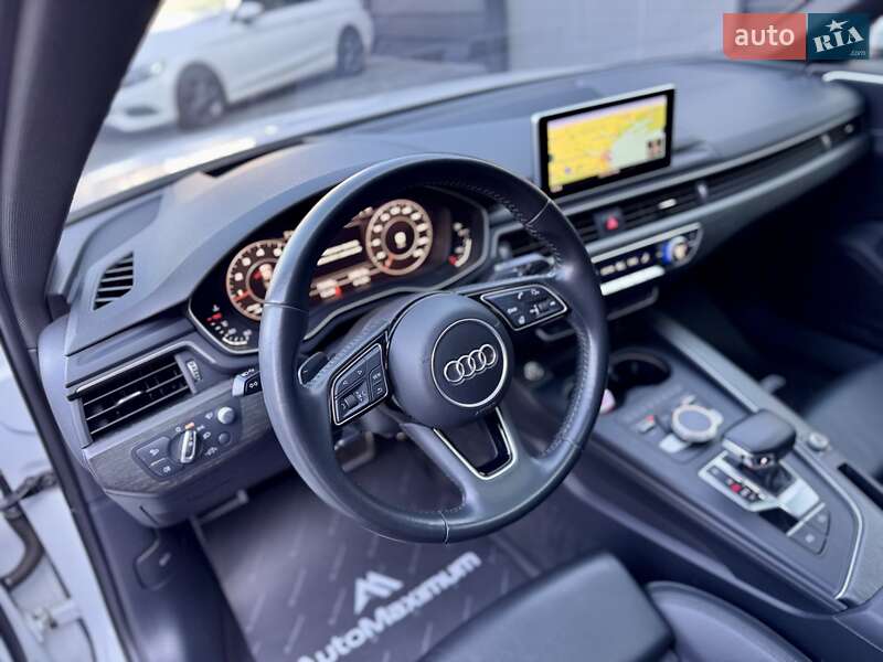 Седан Audi A4 2019 в Одессе