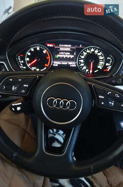 Седан Audi A4 2017 в Киеве