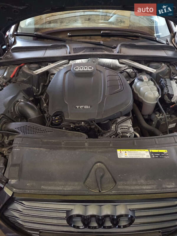 Седан Audi A4 2017 в Звягелі