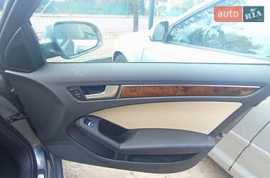 Седан Audi A4 2013 в Кривом Роге