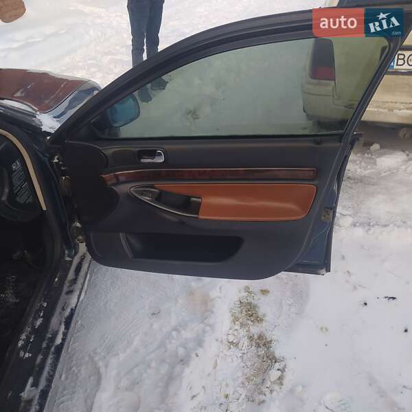 Седан Audi A4 1996 в Львове