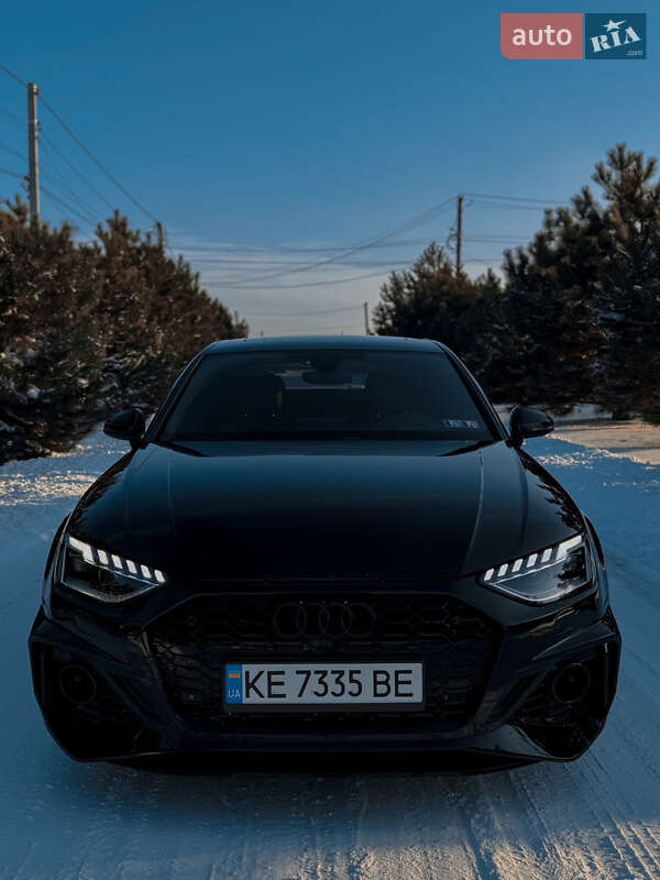 Седан Audi A4 2018 в Днепре