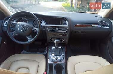 Седан Audi A4 2013 в Кривом Роге