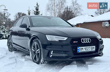 Седан Audi A4 2018 в Киеве