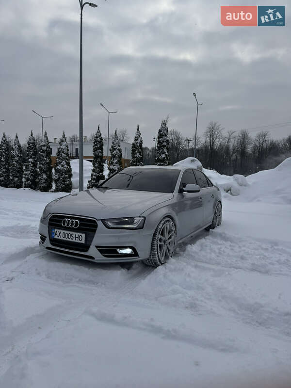 Седан Audi A4 2015 в Харькове
