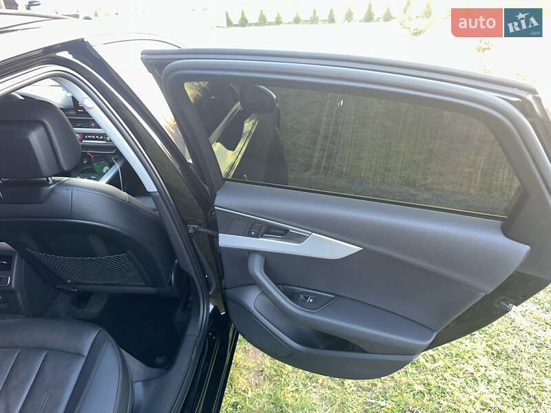Седан Audi A4 2017 в Львове