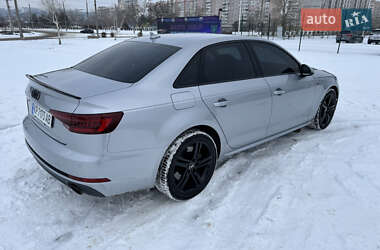 Седан Audi A4 2017 в Запорожье