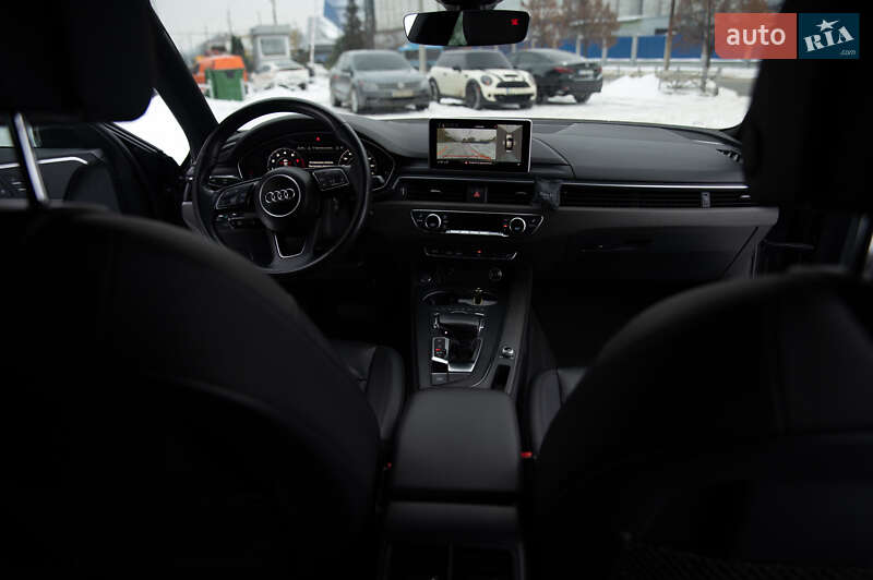 Седан Audi A4 2019 в Днепре