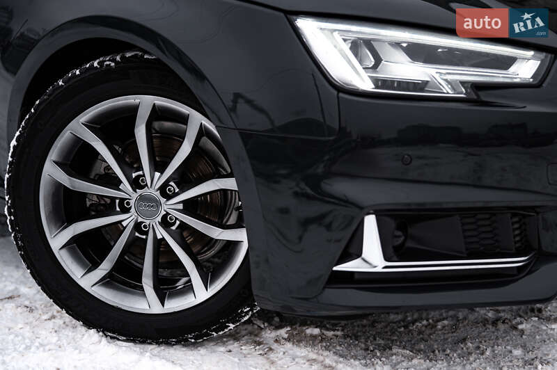 Седан Audi A4 2019 в Днепре