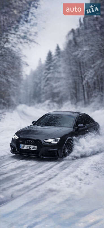 Седан Audi A4 2016 в Каменском