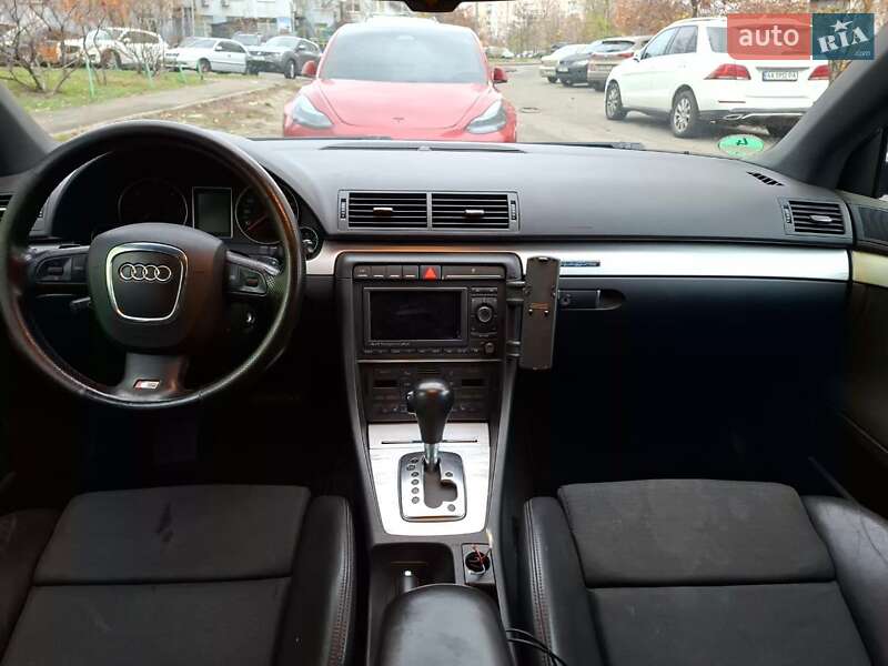 Универсал Audi A4 2006 в Киеве