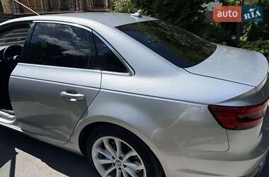 Седан Audi A4 2019 в Чернигове