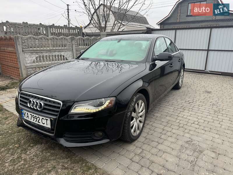 Седан Audi A4 2011 в Броварах