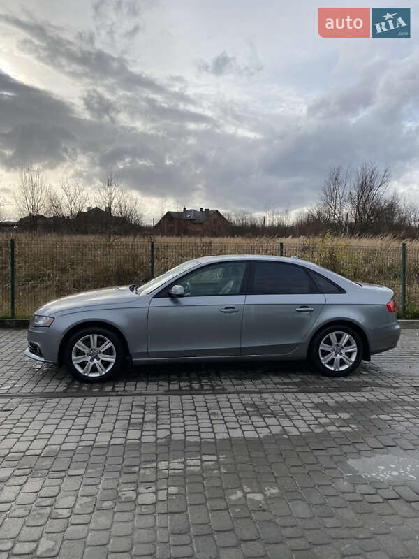Седан Audi A4 2010 в Дрогобичі