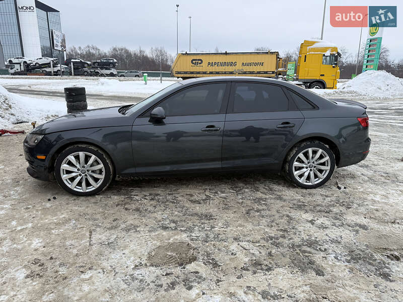 Седан Audi A4 2017 в Києві