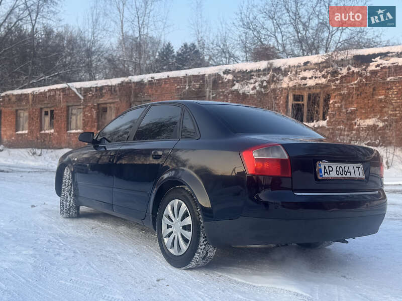 Седан Audi A4 2004 в Чернигове