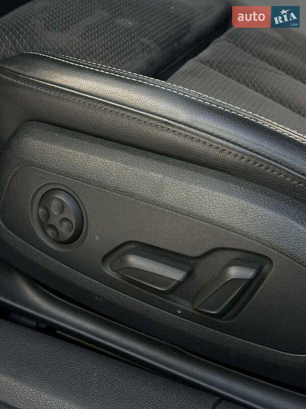 Седан Audi A4 2019 в Киеве