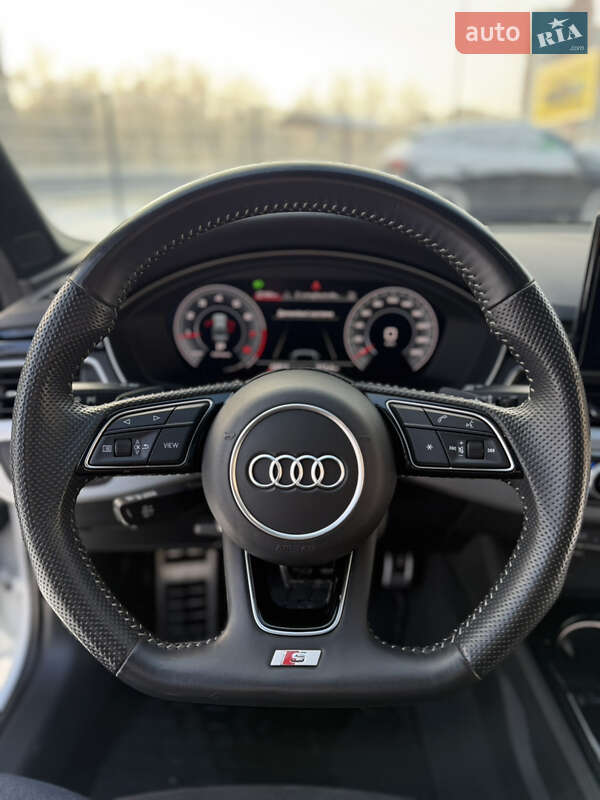 Седан Audi A4 2019 в Киеве
