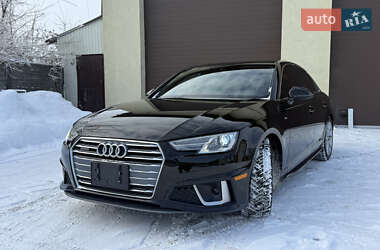 Седан Audi A4 2019 в Киеве