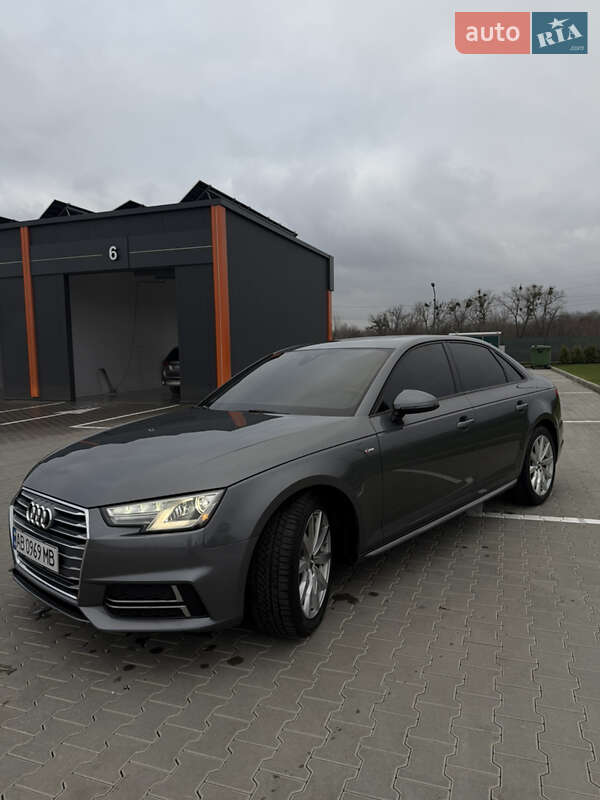 Седан Audi A4 2018 в Виннице