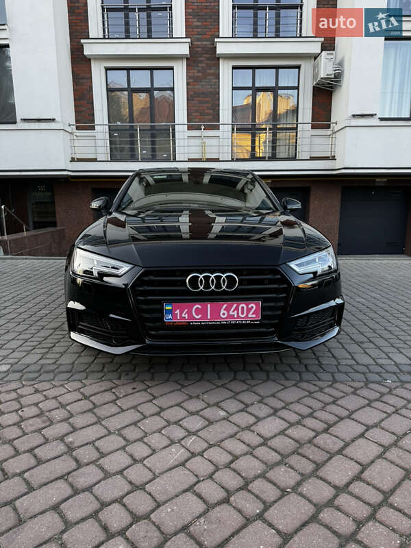 Седан Audi A4 2016 в Львові