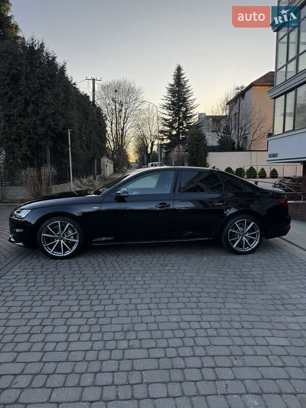 Седан Audi A4 2016 в Львові