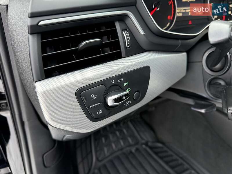 Седан Audi A4 2017 в Кривом Роге