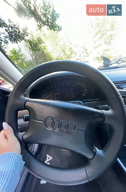 Универсал Audi A4 1996 в Киеве