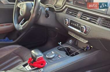 Седан Audi A4 2016 в Одессе
