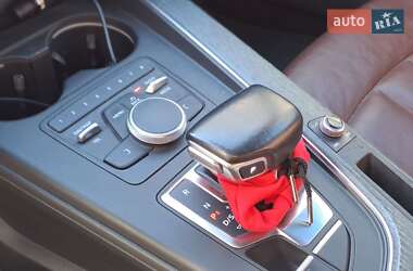 Седан Audi A4 2016 в Одессе