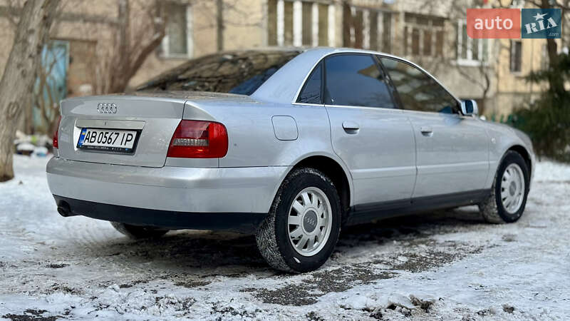 Седан Audi A4 2000 в Вінниці