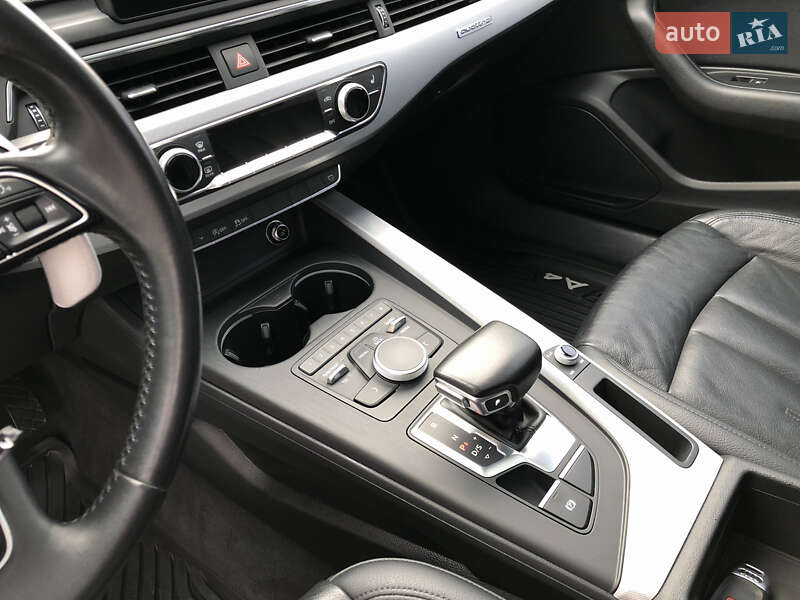 Седан Audi A4 2017 в Ирпене