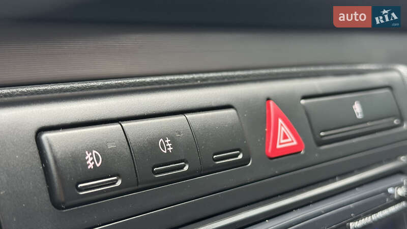 Седан Audi A4 2000 в Вінниці