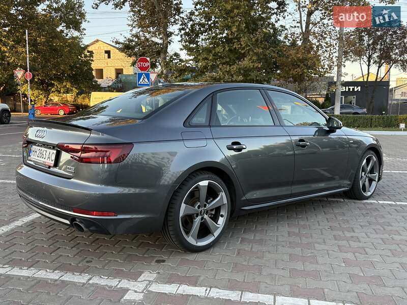 Седан Audi A4 2018 в Одесі