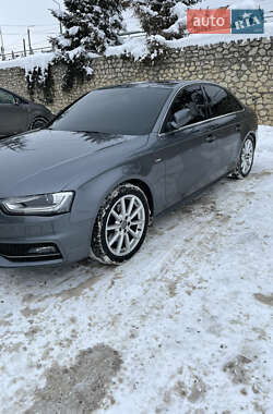 Седан Audi A4 2013 в Тернополі