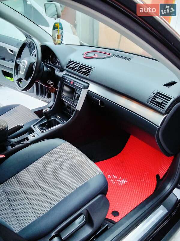 Седан Audi A4 2006 в Демидівці