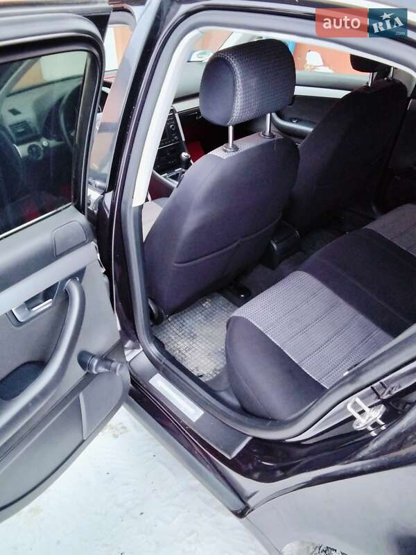 Седан Audi A4 2006 в Демидівці