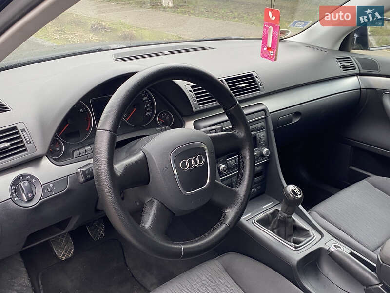 Седан Audi A4 2008 в Вознесенске