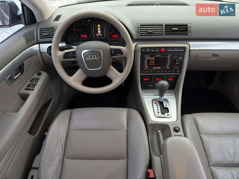 Седан Audi A4 2006 в Черновцах